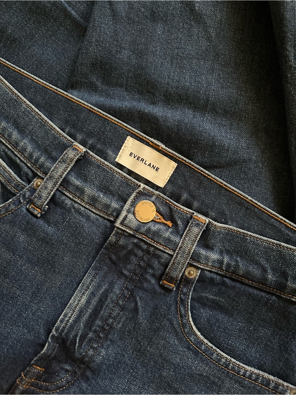 Everlane Super Soft Relaxed Jean — Whisper Blue Wash | 27R | NWOT - Picture 4 of 5